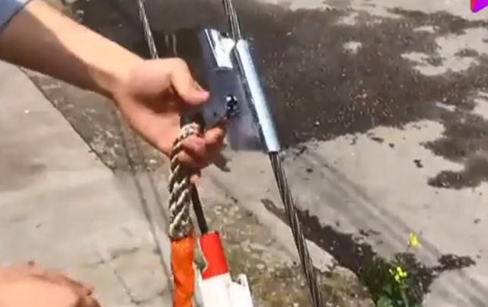 鋼絲繩抓繩器安裝過程